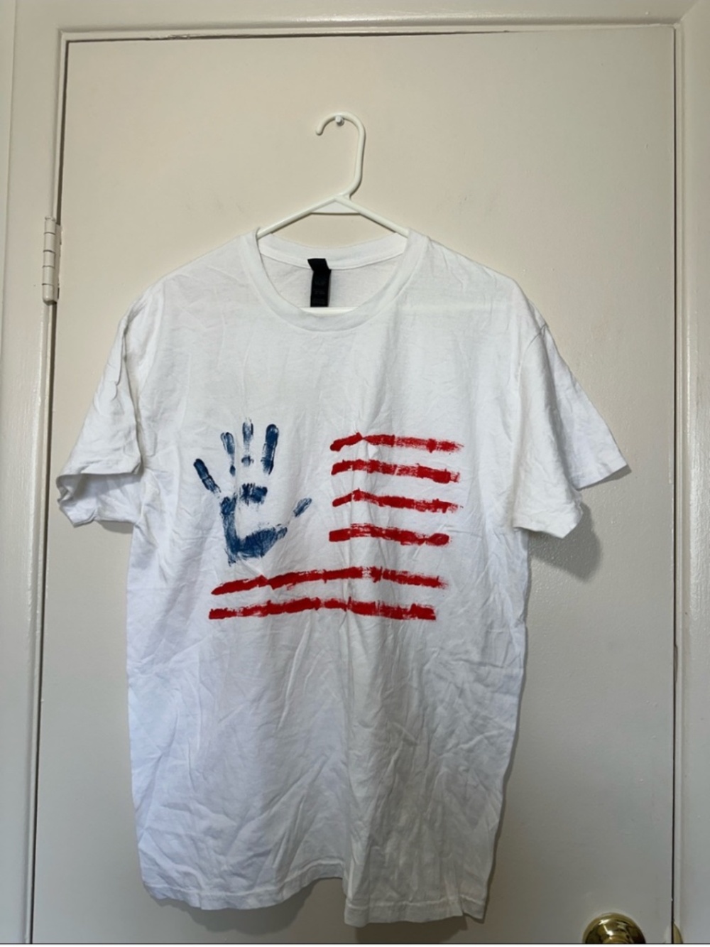 Gildan White Heavy Cotton Crewneck T-Shirt